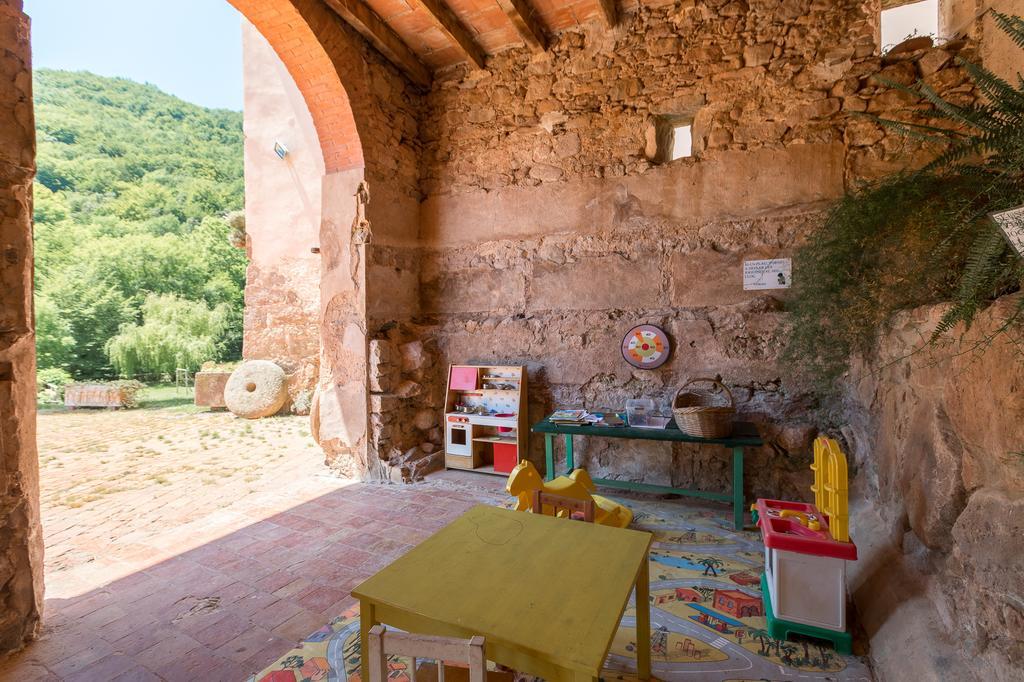 Can Sola La Vall De Bianya Sant Pere Despuig Εξωτερικό φωτογραφία